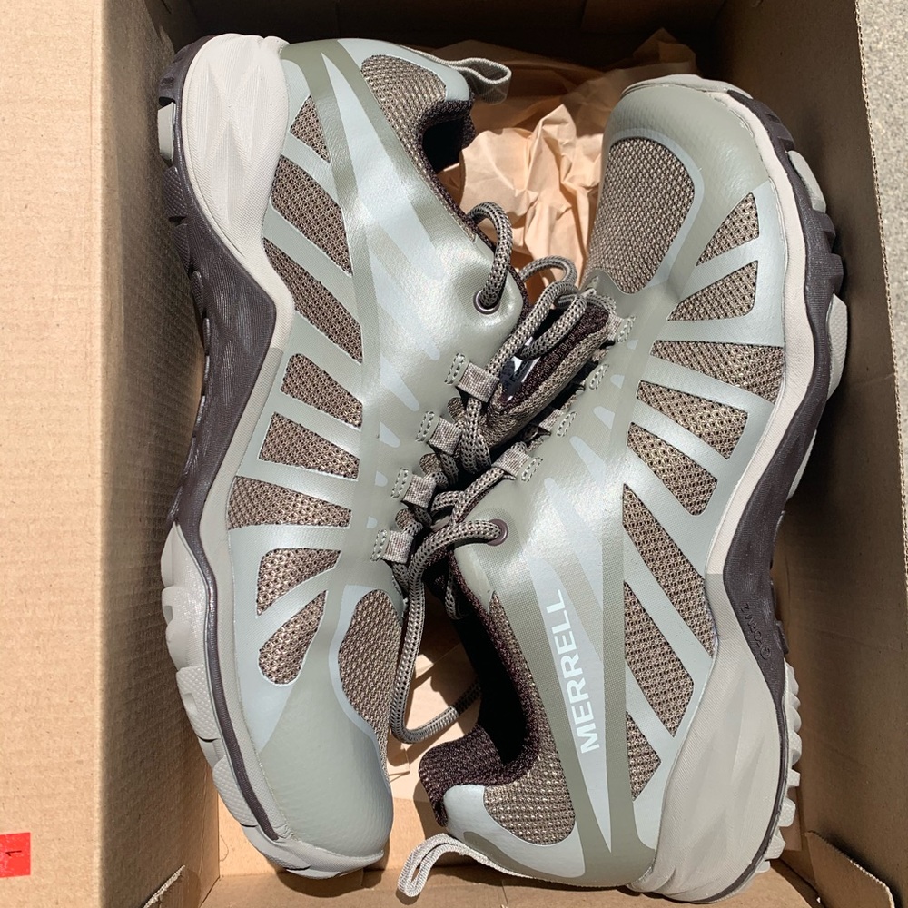 Merrell Siren Edge Q2 hiking shoes